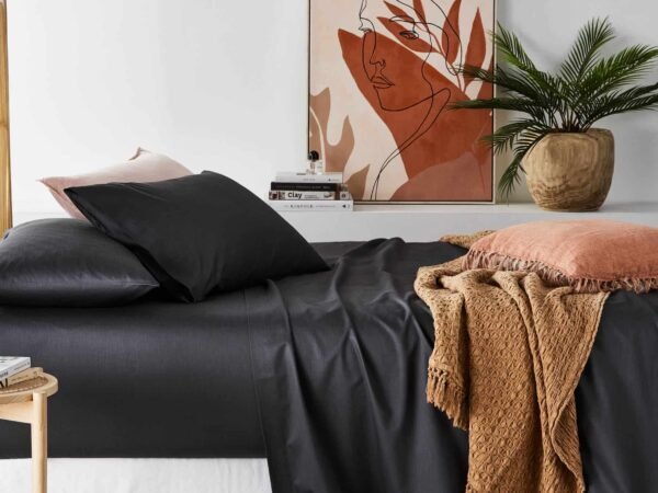 סדין Charcoal במבוק כותנה REPLAY 460T