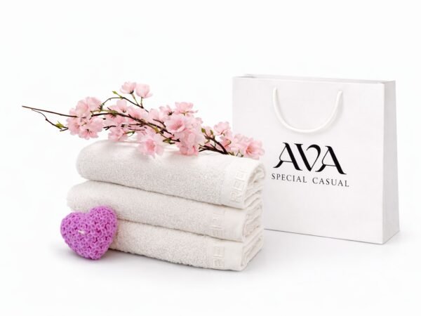 סט מגבות פנינה עם נר לילך